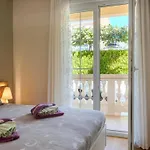 Διαμέρισμα In Near Spadici Πόρετς