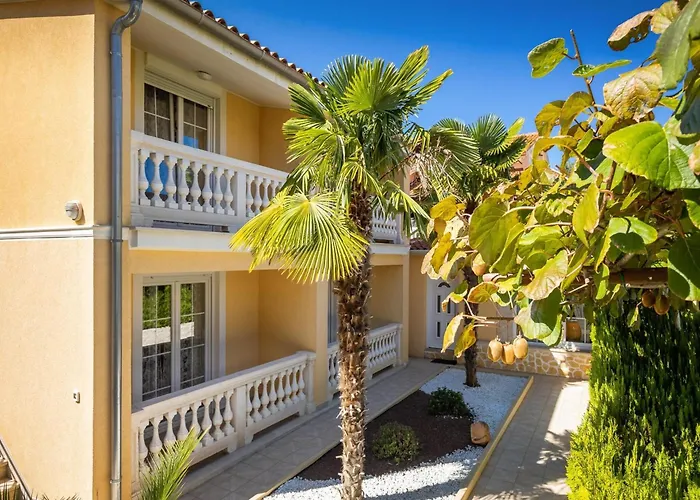 Apartament In Near Spadici *