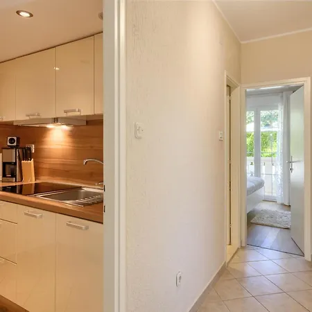 Appartement In Near Spadici