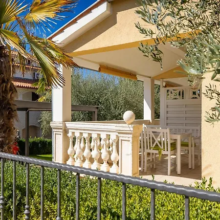 In Near Spadici Appartement