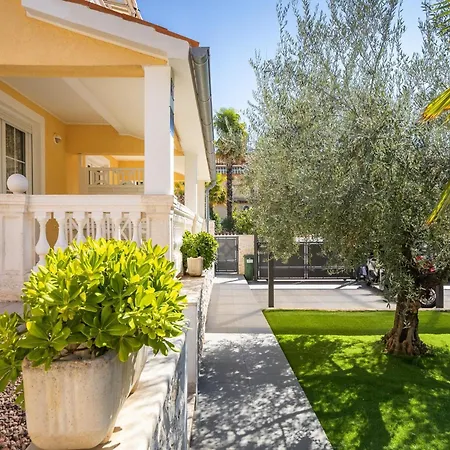 Appartement In Near Spadici Poreč