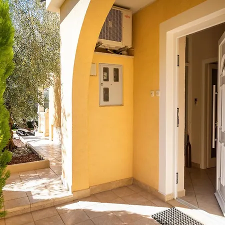 Appartement In Near Spadici
