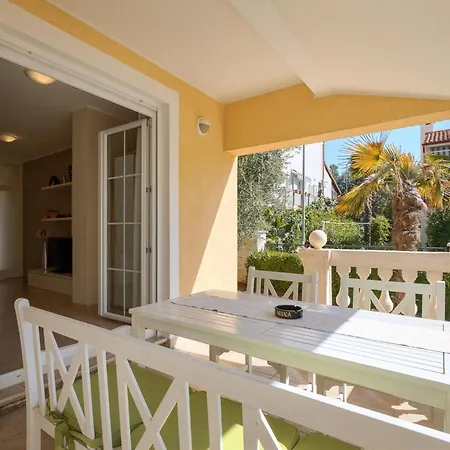 Appartement In Near Spadici *